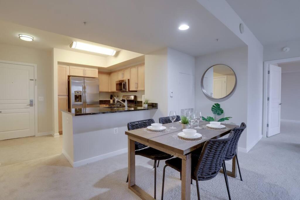 Pentagon City Comfort Modern Stay Arlington Extérieur photo